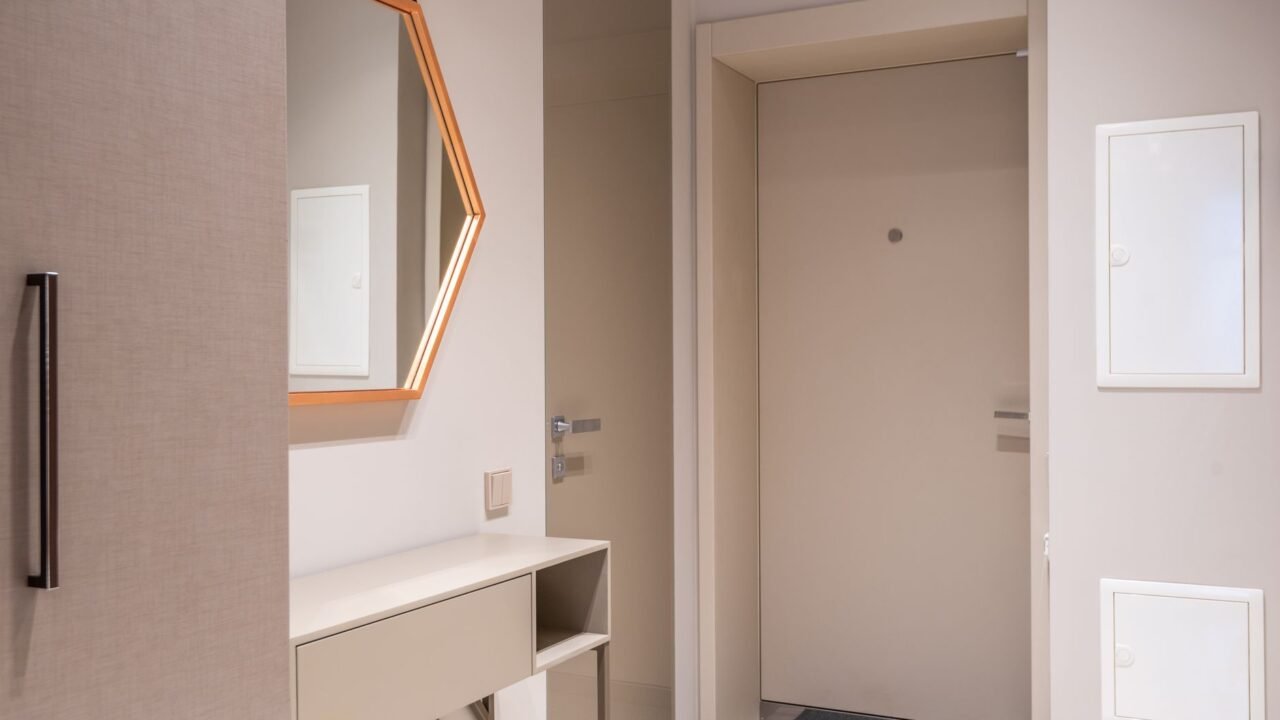 How to Create a More Functional Entryway Without Remodeling